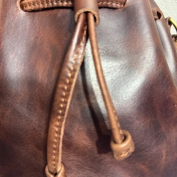 Portland Leather Brown Shoulder Bag - Picture 7 of 16